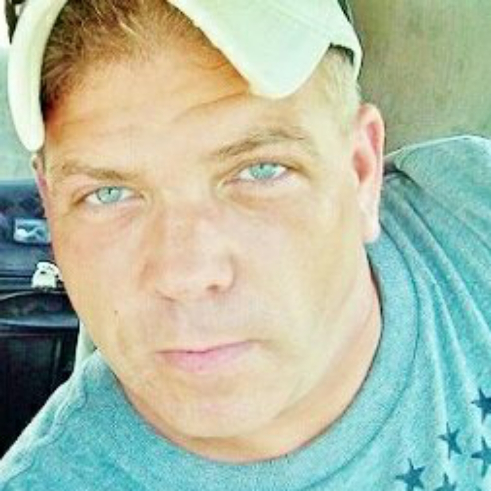 Meet your Posher, Kenneth